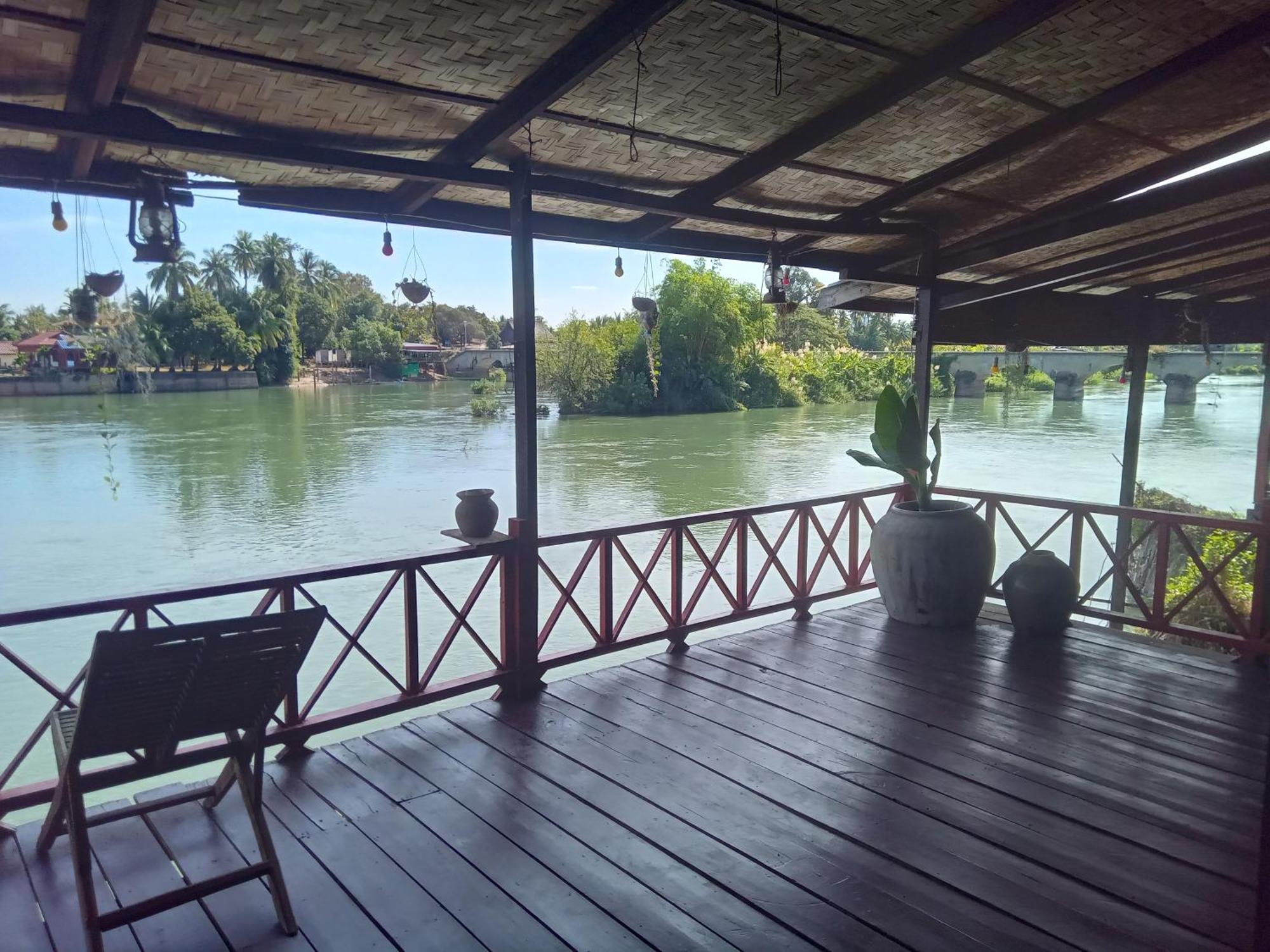Friendship Guest House Ban Dondét Dış mekan fotoğraf