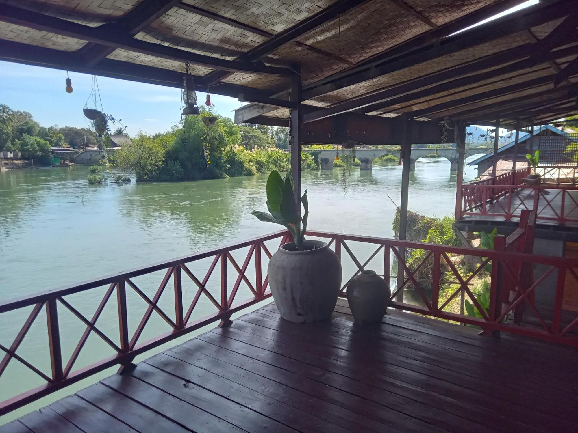Friendship Guest House Ban Dondét Dış mekan fotoğraf